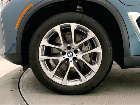 Used 2026 BMW X5 xDrive50e w/ Climate Comfort Package AWD/4WD image 8