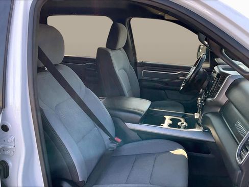Used 2021 RAM 1500 Big Horn image 9