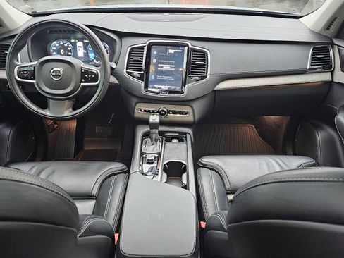 Certified 2022 Volvo XC90 T6 Inscription w/ Climate Package image 15