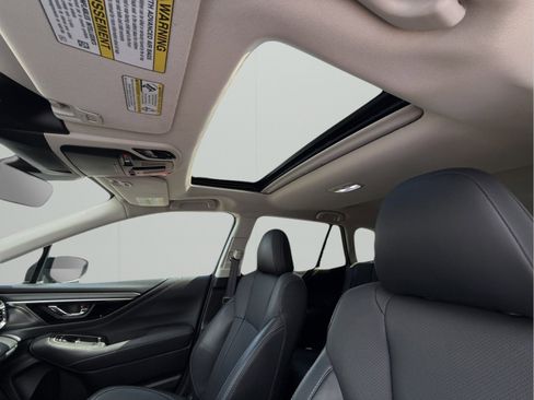 Used 2023 Subaru Outback Limited image 11