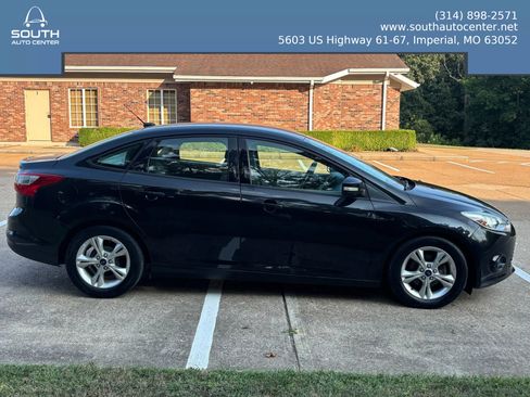 Used 2014 Ford Focus SE image 4