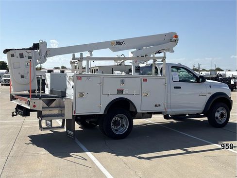Used 2018 RAM 4500 Tradesman RWD image 2