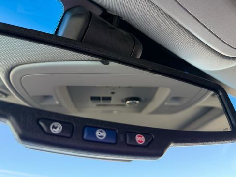 Used 2018 GMC Yukon SLT w/ Premium Edition image 37