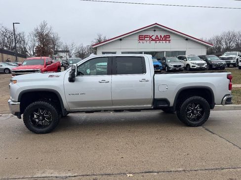 Used 2023 Chevrolet Silverado 2500 LTZ w/ LTZ Plus Package image 2