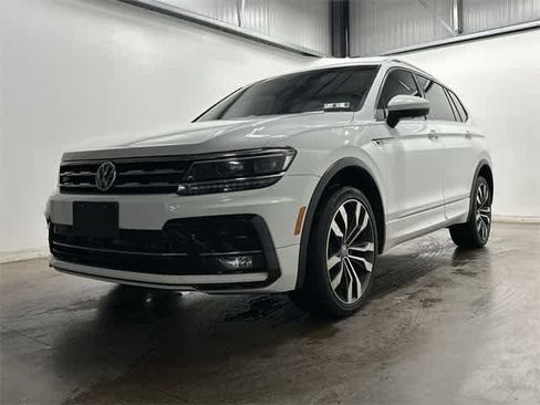 Certified 2020 Volkswagen Tiguan SEL Premium R-Line image 30
