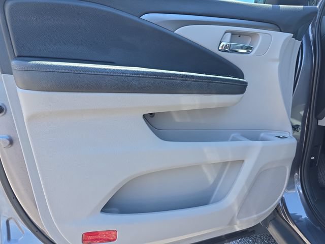Used 2019 Honda Ridgeline RTL image 17