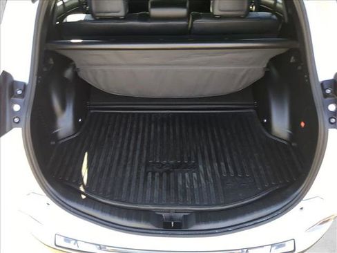 Used 2018 Toyota RAV4 SE w/ Advanced Technology Package image 6