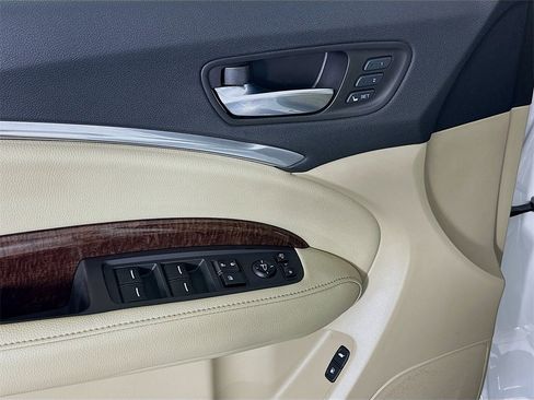 Used 2018 Acura MDX SH-AWD w/ Technology Package image 18