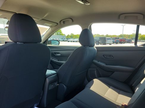 Used 2024 Nissan Sentra SV w/ All-Weather Package FWD image 14