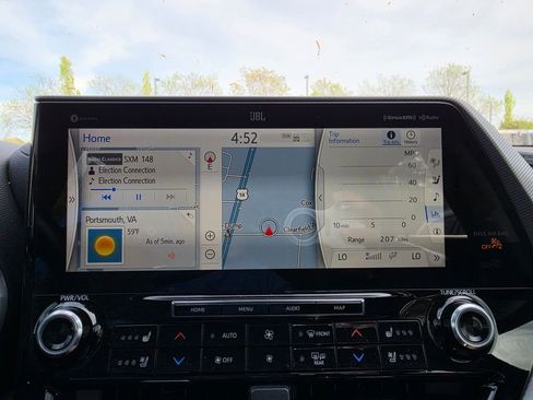 Used 2022 Toyota Highlander Platinum image 19