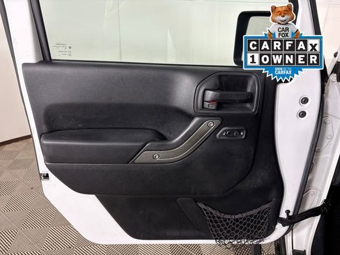 Used 2017 Jeep Wrangler Unlimited Sport w/ Quick Order Package 24S AWD/4WD image 23