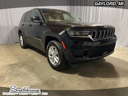 New 2025 Jeep Grand Cherokee Laredo X w/ Luxury Tech Group I