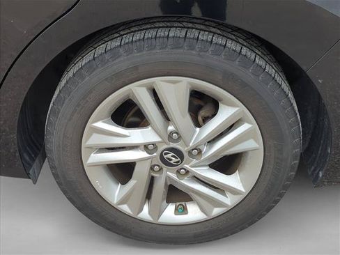 Used 2019 Hyundai Elantra SEL FWD image 6
