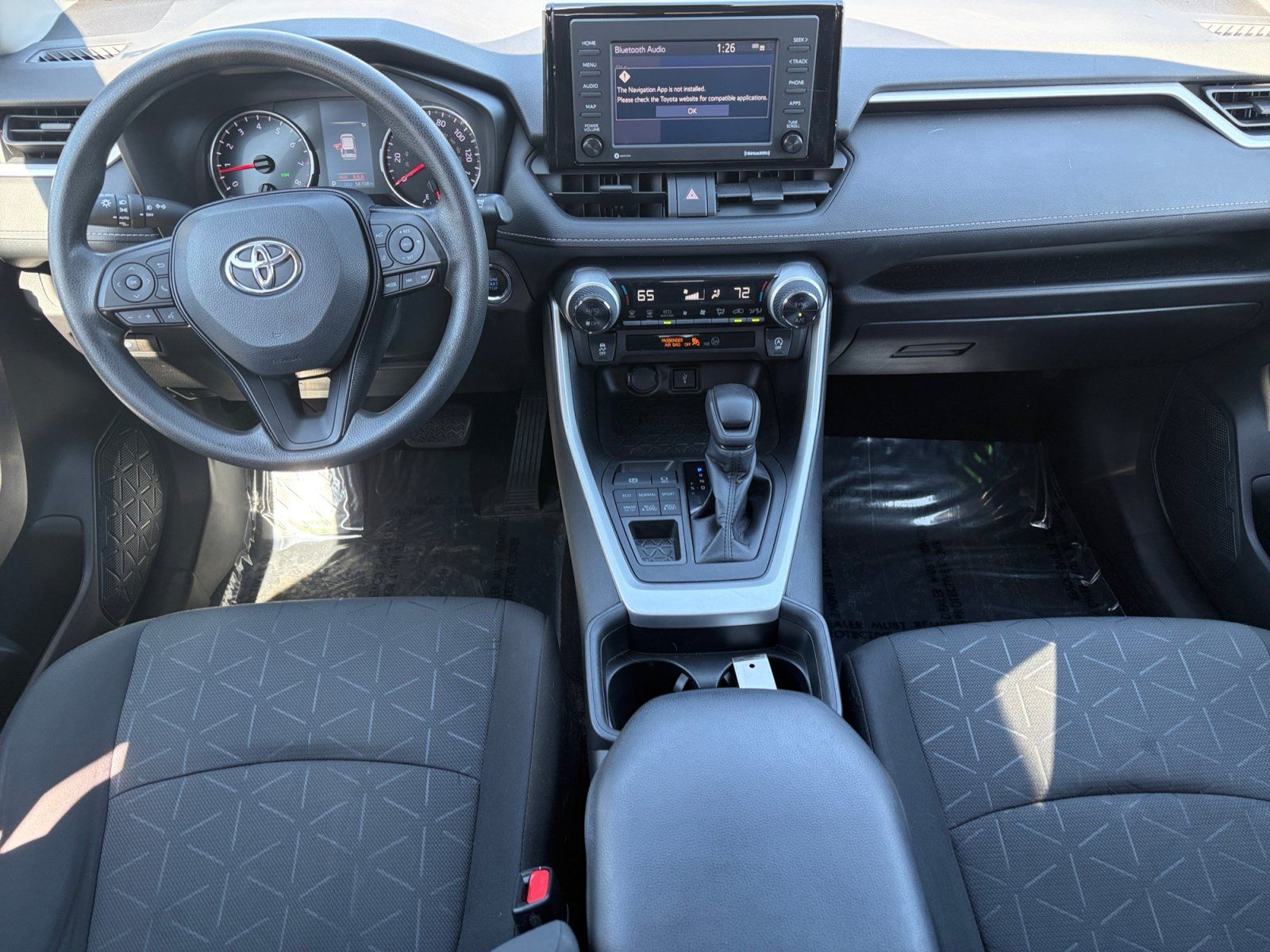 Used 2021 Toyota RAV4 XLE AWD/4WD image 24