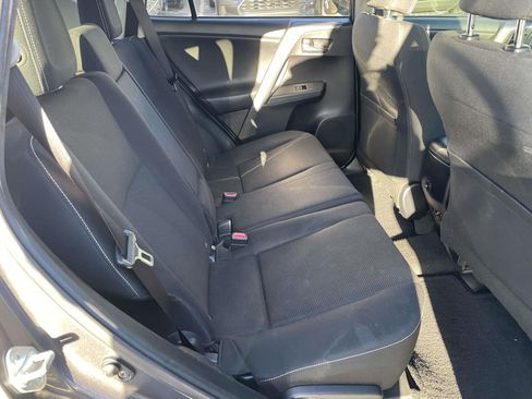 Used 2016 Toyota RAV4 XLE image 38