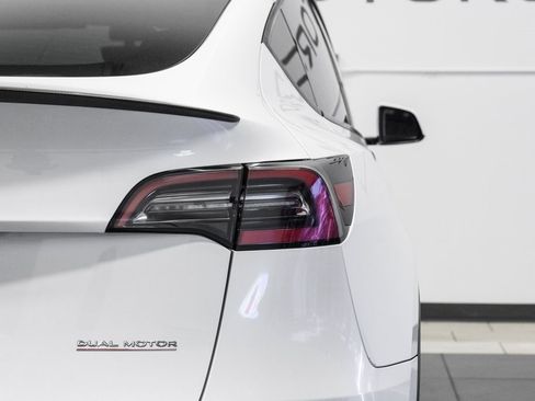 Used 2020 Tesla Model Y Performance image 51