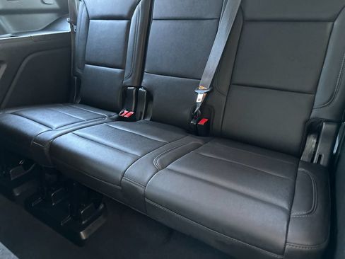 Used 2021 Chevrolet Tahoe Z71 AWD/4WD image 14