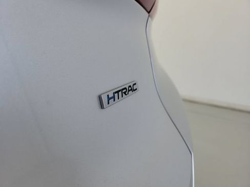 Used 2019 Hyundai Santa Fe SE AWD/4WD image 8