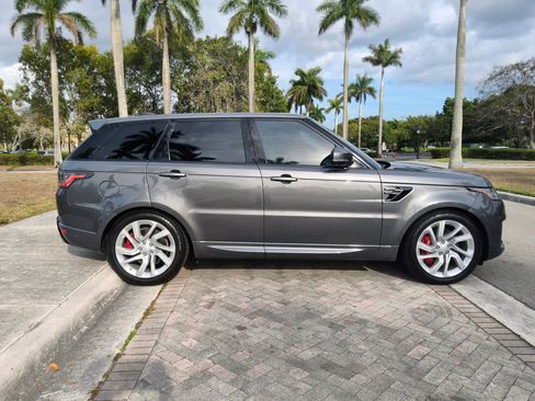 Used 2018 Land Rover Range Rover Sport Supercharged AWD/4WD image 18