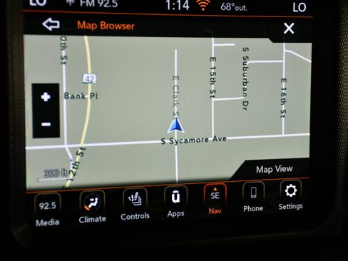 Used 2021 Jeep Wrangler Unlimited Sahara w/ Uconnect 4C Nav & Sound Group AWD/4WD image 28