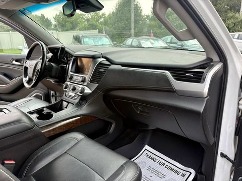 Used 2015 Chevrolet Tahoe LT w/ Luxury Package AWD/4WD image 29
