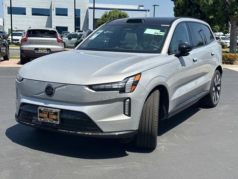 New 2025 Volvo EX90 Ultra image 6