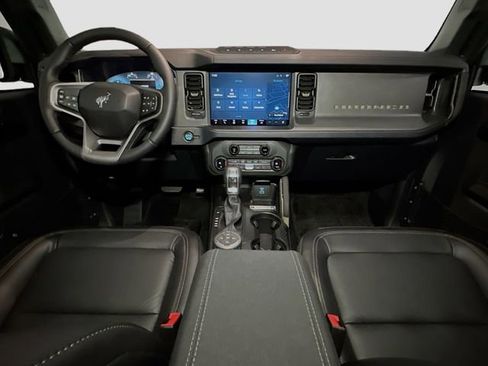 New 2025 Ford Bronco Badlands image 15