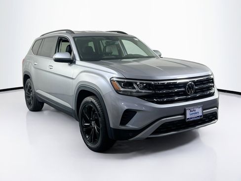 Used 2022 Volkswagen Atlas SE AWD/4WD image 3