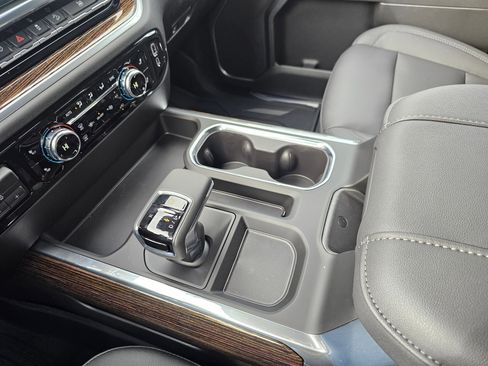 New 2026 GMC Sierra 1500 Elevation w/ Elevation Premium Package AWD/4WD image 23