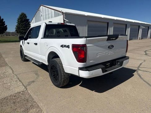 Used 2024 Ford F150 XLT w/ Tow/Haul Package AWD/4WD image 4