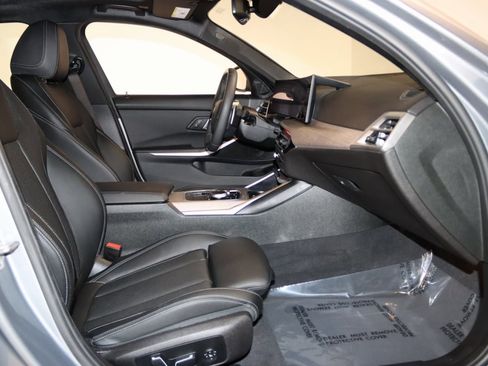 Used 2025 BMW 330i xDrive Sedan image 53