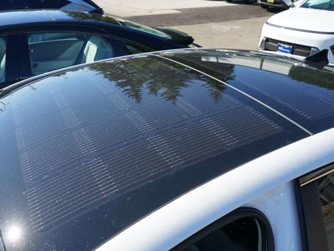 Certified 2022 Hyundai Sonata Limited w/ Cargo Package image 13