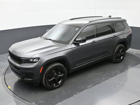 Used 2021 Jeep Grand Cherokee L Laredo AWD/4WD image 36