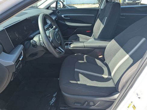 Used 2025 Hyundai Sonata SEL FWD image 23
