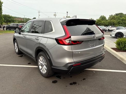 Used 2024 Honda CR-V EX image 9