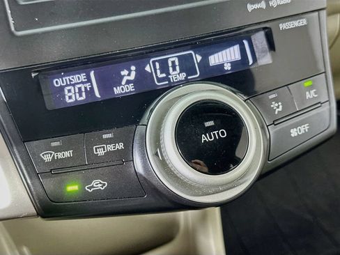 Used 2014 Toyota Prius V Three FWD image 26
