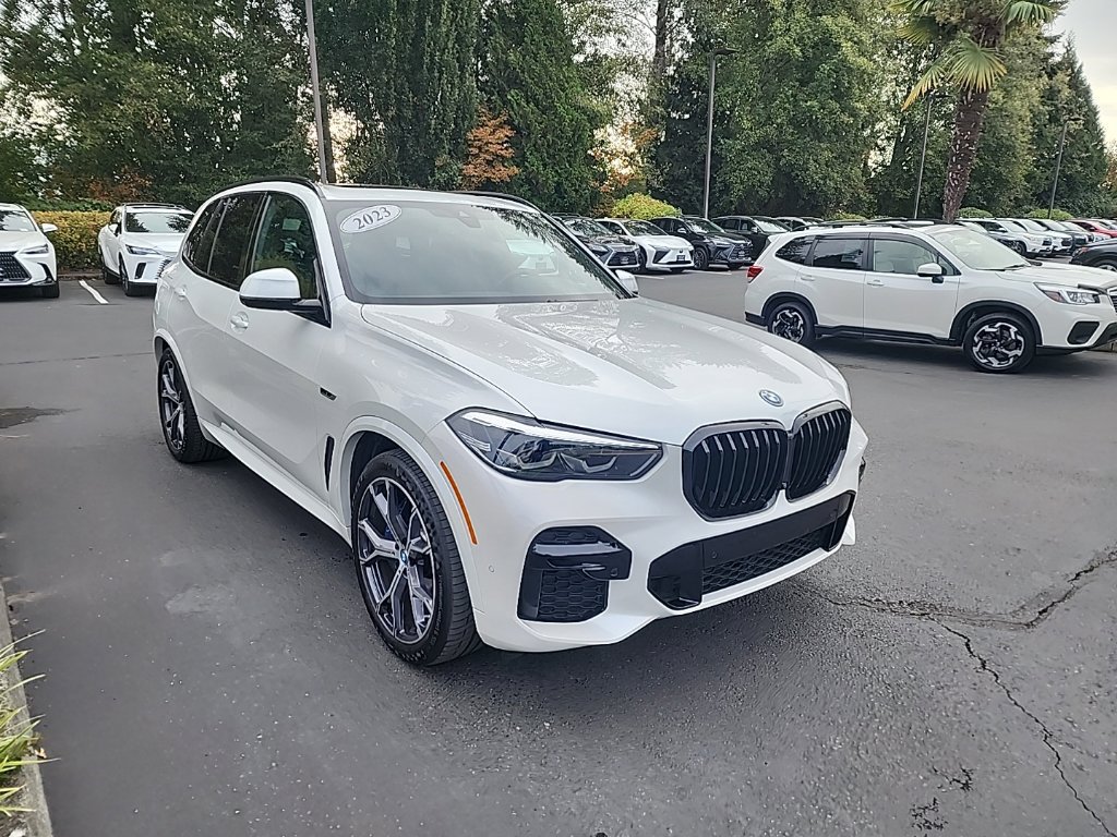 Used 2023 BMW X5 xDrive45e w/ M Sport Package AWD/4WD image 6