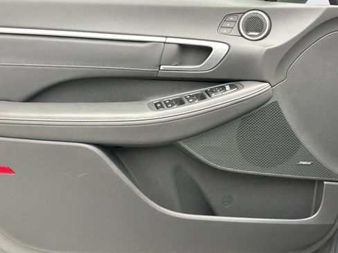 Used 2020 Hyundai Sonata Limited FWD image 9