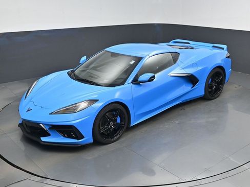 Used 2023 Chevrolet Corvette Stingray w/ Z51 Performance Package image 76