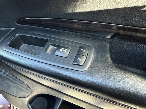 Used 2012 Dodge Durango Crew image 34