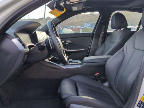 Used 2020 BMW 330i xDrive Sedan w/ Convenience Package image 11