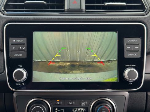 Used 2025 Nissan Leaf S image 24