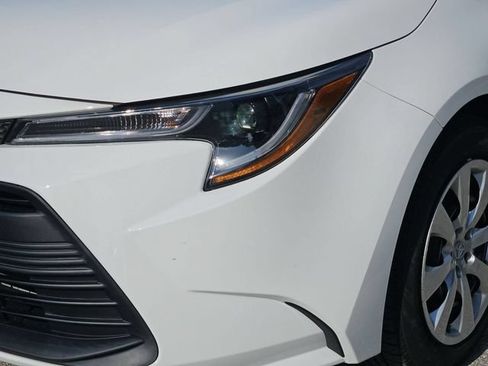 Used 2024 Toyota Corolla LE FWD image 10