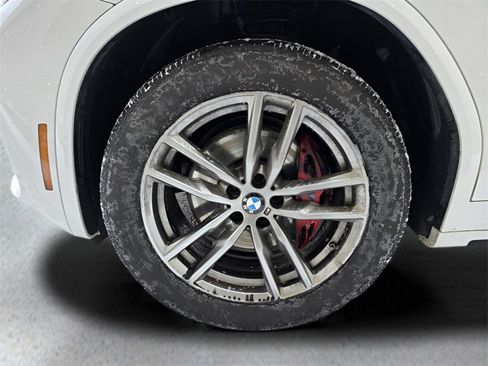 Used 2021 BMW X3 M40i w/ Premium Package image 11