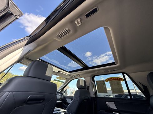 Used 2025 Ford Expedition Max Active image 26