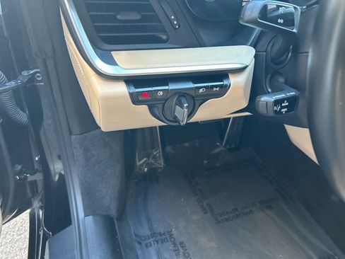 Used 2021 Porsche 911 Targa 4S Heritage Design image 42