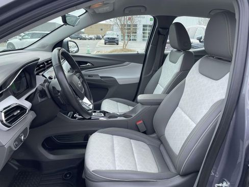 Used 2023 Chevrolet Bolt EUV Premier w/ Super Cruise Package image 8
