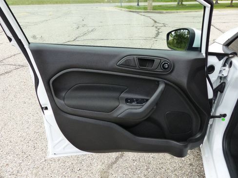 Used 2019 Ford Fiesta SE FWD image 19