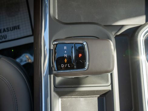 New 2026 GMC Sierra 1500 SLT w/ SLT Premium Package image 13