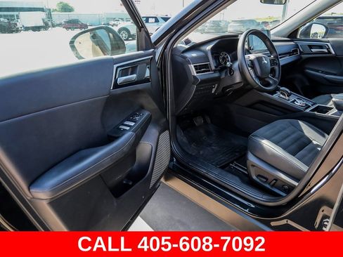 Used 2024 Mitsubishi Outlander SE FWD image 31